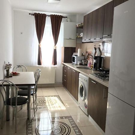 Apartament Mont Blanc Sinaia Esterno foto