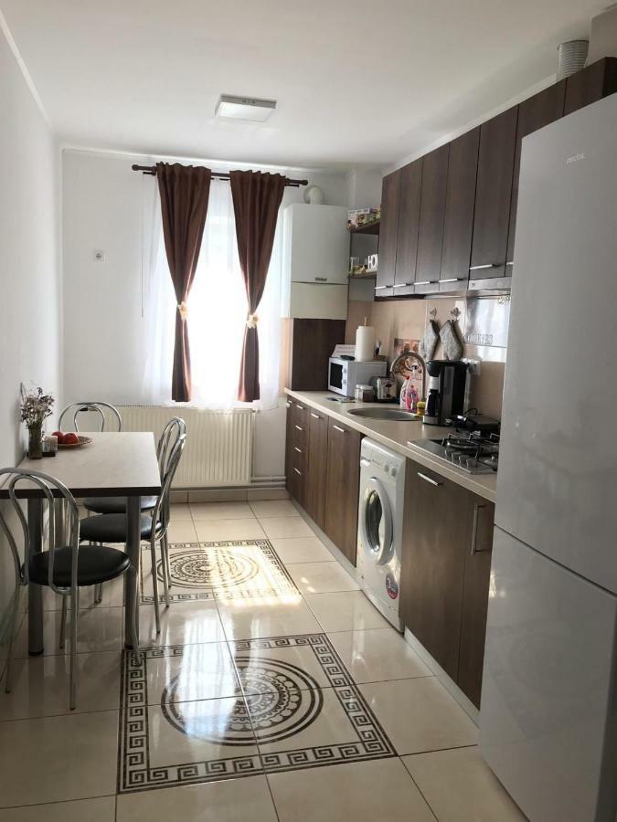 Apartament Mont Blanc Sinaia Esterno foto